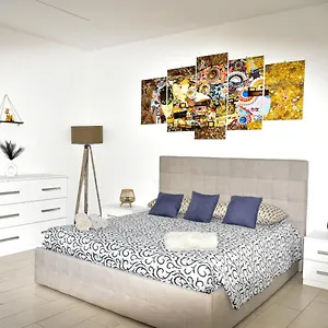 Appartamento Obsidian -centro- Wifi + Free Parking, Ravenna
